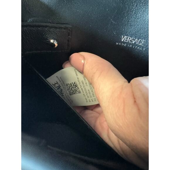 Versace NWT Crystal Medusa ‘95 Small Handbag in Black - Picture 16 of 16